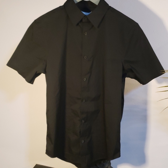 Calvin Klein Casual Button Down Short Sleeve NWT - Picture 5 of 5